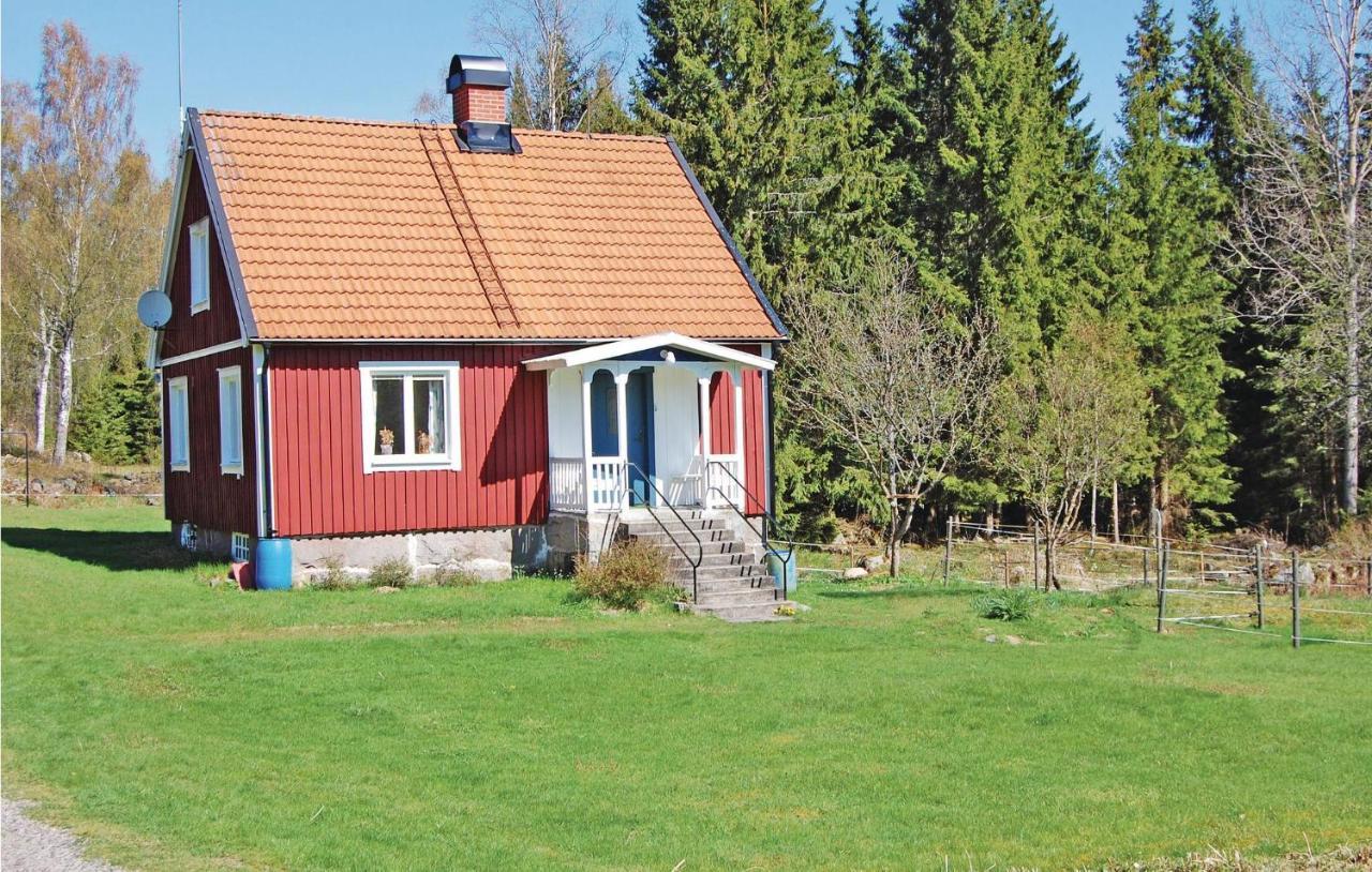 3 Bedroom Amazing Home In Lnsboda Falsehult 外观 照片