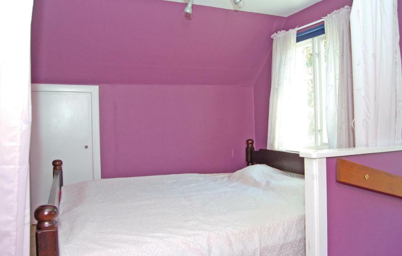 3 Bedroom Amazing Home In Lnsboda Falsehult 外观 照片